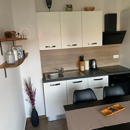 Nicole Apartamento