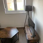 Nicole Appartamento Zara